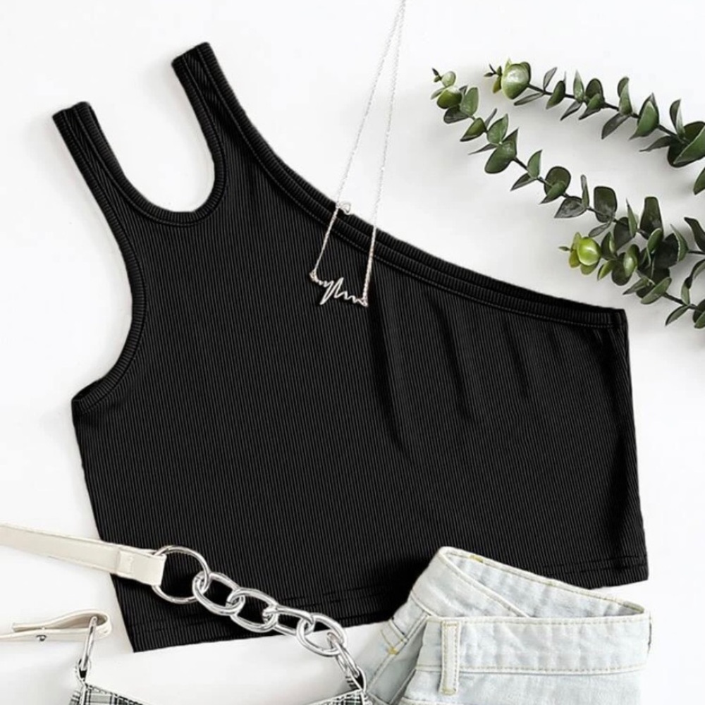 SHEIN Ribbed One-Shoulder Cutout Crop Top